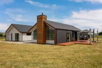 4062 Becks-Lauder Road, Becks