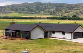 4062 Becks-Lauder Road, Becks