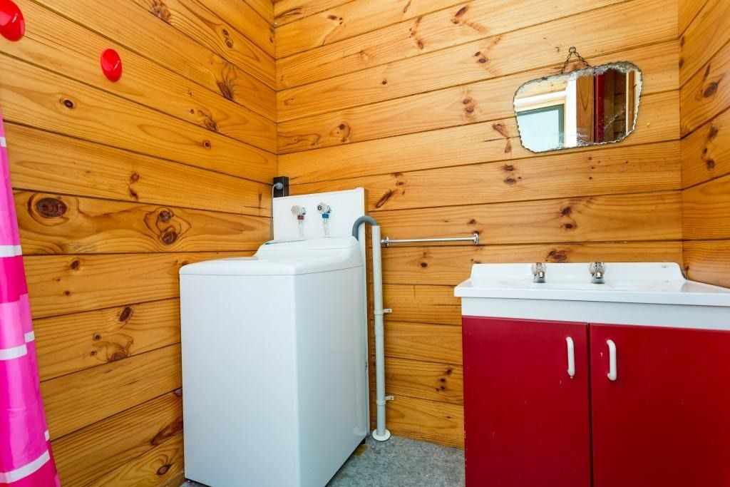 Stunning Views, and Low Maintenance Living - Więcej
