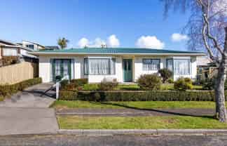 4 Julian Place, Westown