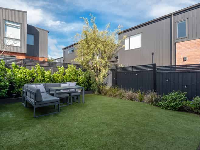 9 Te One Place, Belmont