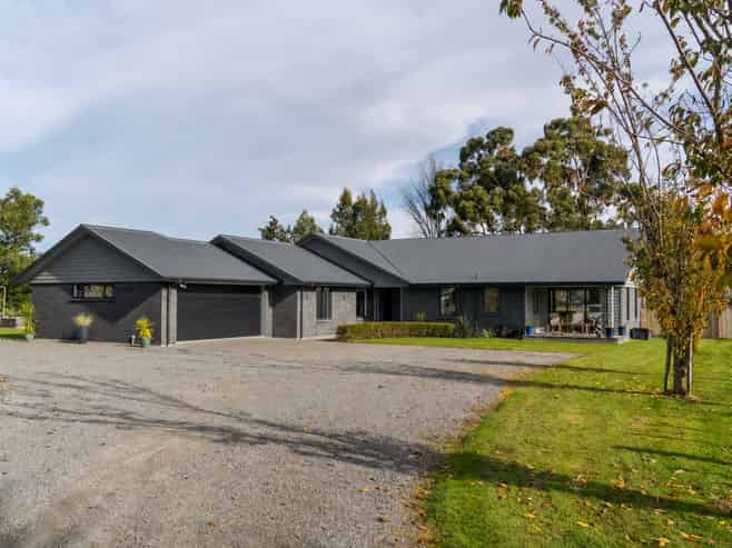 14A Willow Park Drive, Masterton