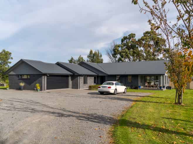 14A Willow Park Drive, Masterton