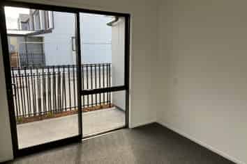 1/16 Unga Place, Beachlands
