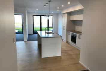 1/16 Unga Place, Beachlands