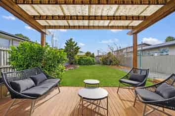 557 Hereford Street, Linwood