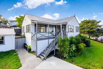 17 Palmetto Place, Goodwood Heights
