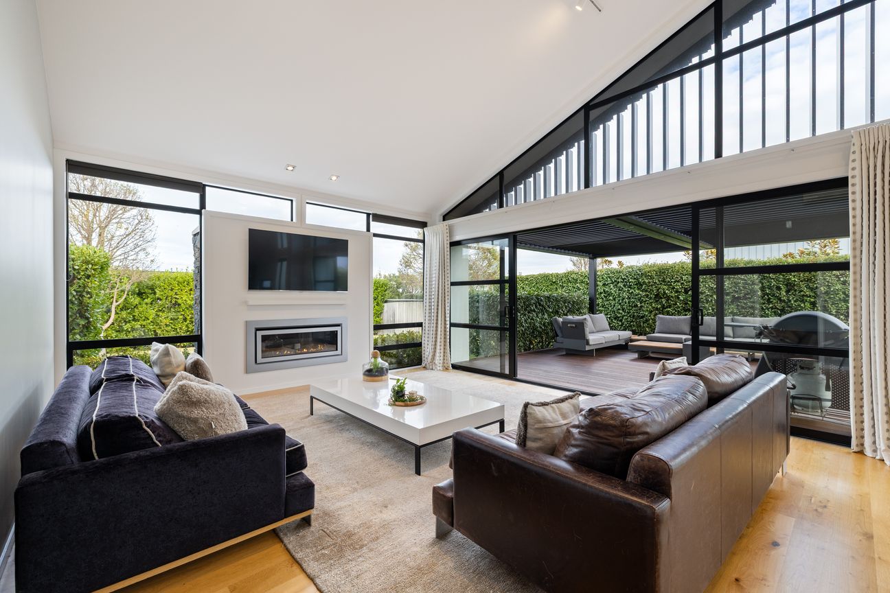Elevated Design, Expansive Outdoors! - Vista 4
