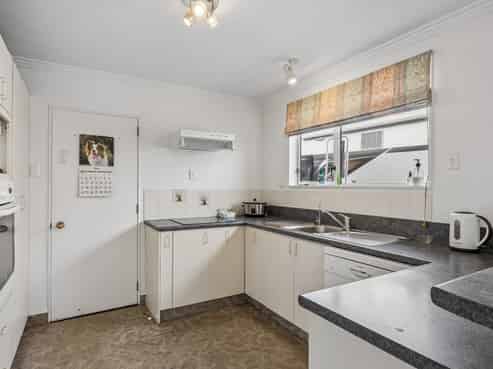182D Bay View Road, South Dunedin
