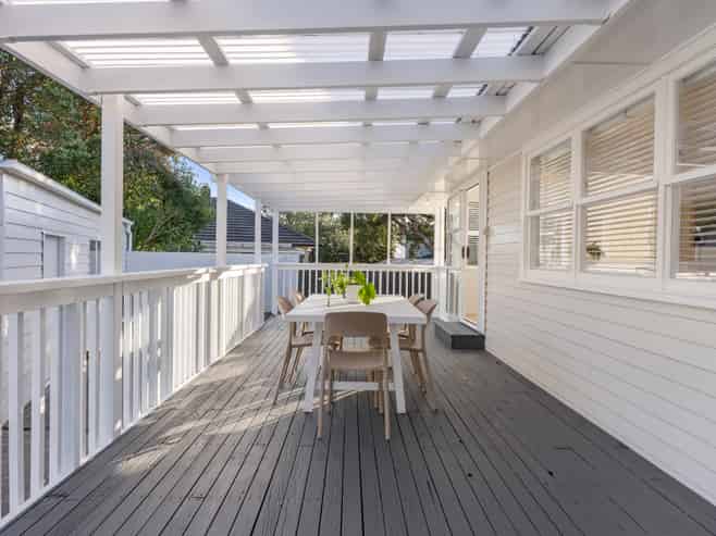 2/23 Mickle Street, Te Atatu South