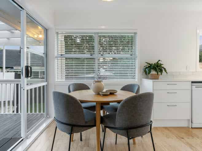 2/23 Mickle Street, Te Atatu South