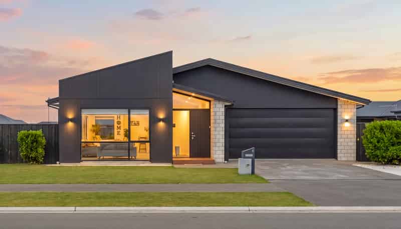 8 Eastonfield Drive, Rolleston