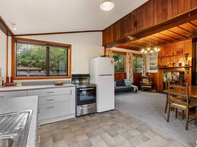 2 Ensor Street, Burnside