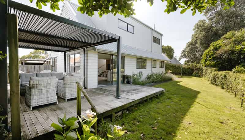 188B Sixteenth Avenue, Avenues