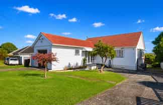 13 Court Crescent, Panmure