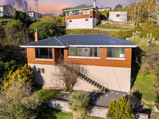 7 Winifred Street, Concord