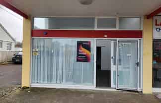 Great little shop available in Epuni