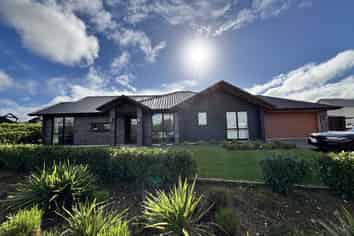 12 Routeburn Lane, Karaka
