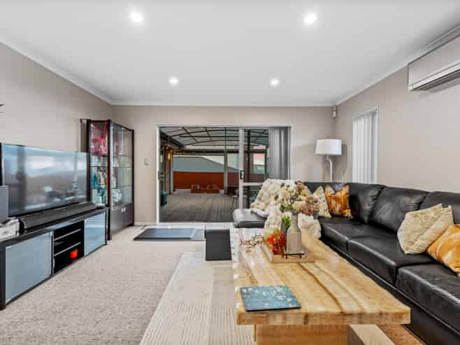 13 McWhirters Farm Lane, Massey