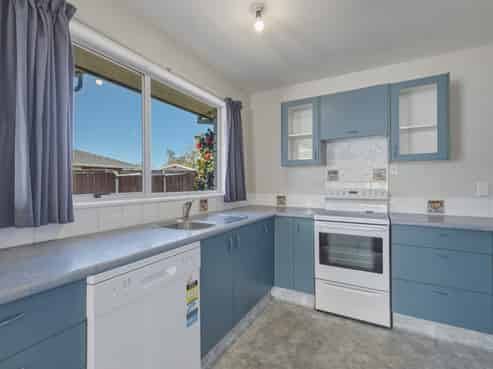 1/98A Lake Terrace Road, Burwood
