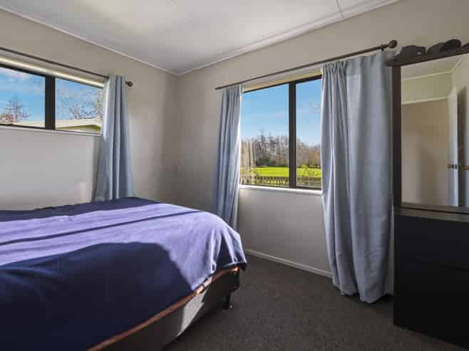 10B Lee Road, Hannahs Bay