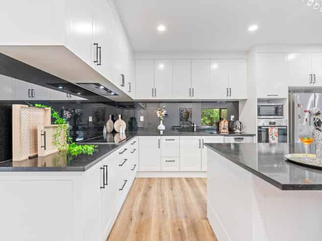 46 Marina View Drive, West Harbour