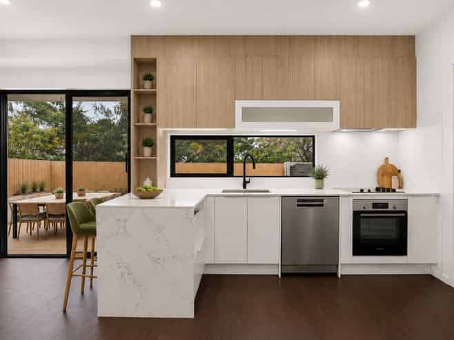 2/67 Salisbury Road, Birkdale