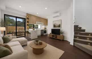 2/67 Salisbury Road, Birkdale