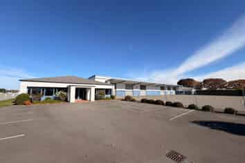 Airport Warehousing with Yard & Canopy