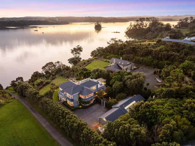 129 Ridge Road, Mahurangi East