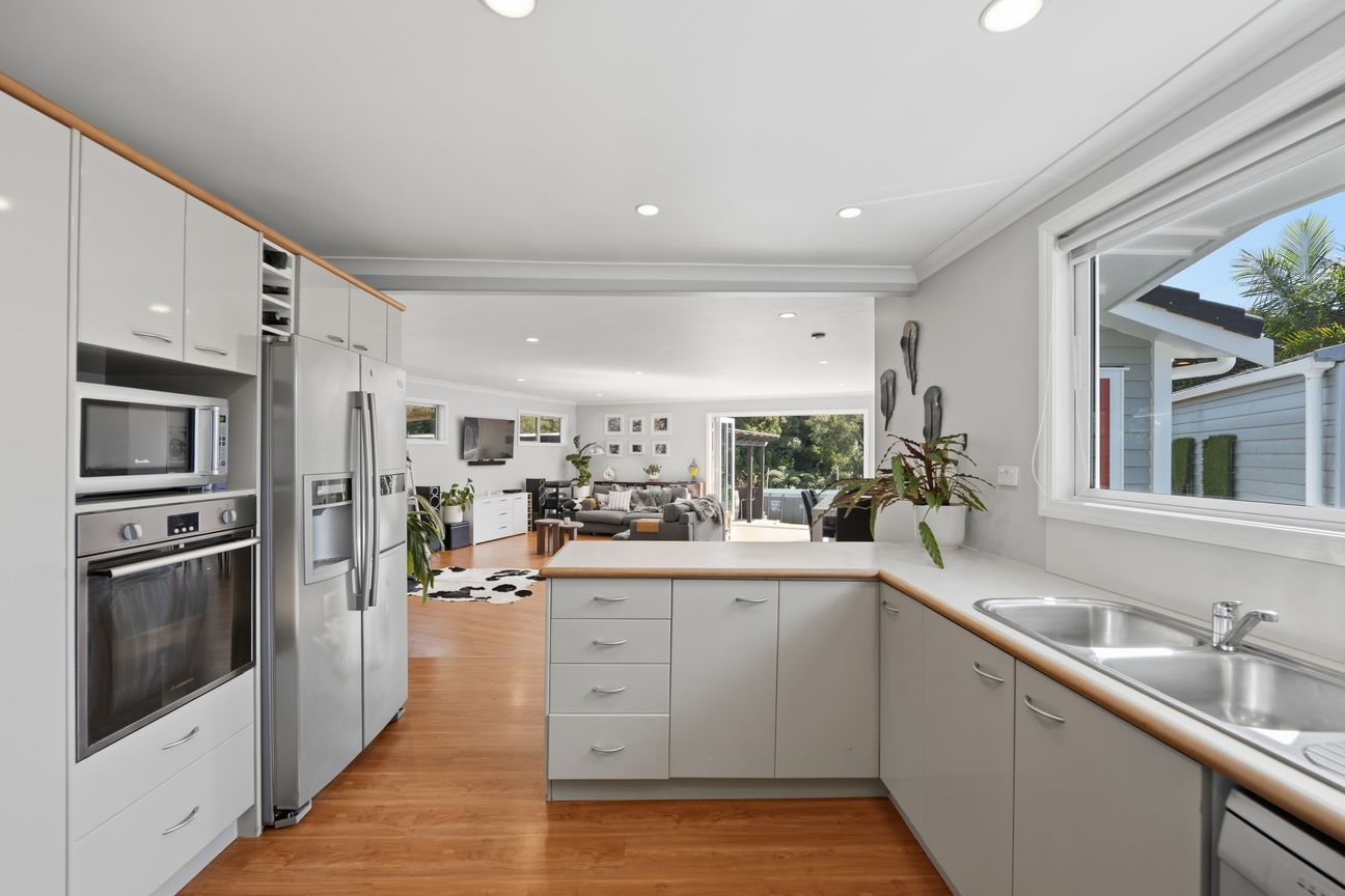 Priced to go, Home & income + 909sqm of Potential! - Bild 3