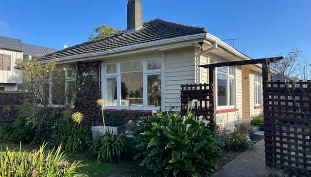 1/39 Brockworth Place, Riccarton