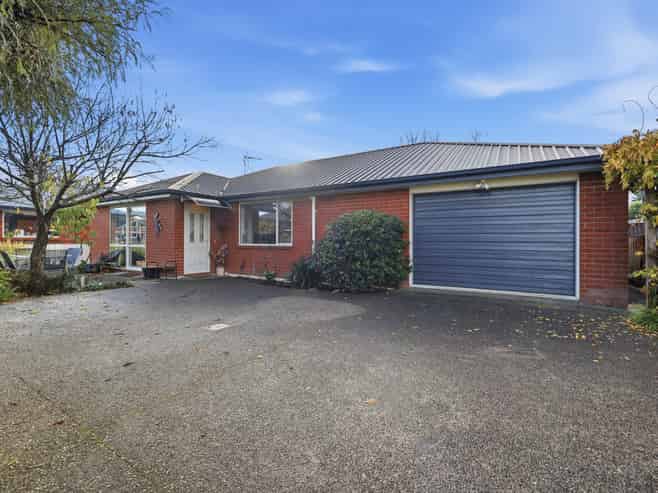 a/8 Victoria Street, Mosgiel