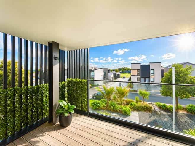 4/2 Sioux Road, Hobsonville