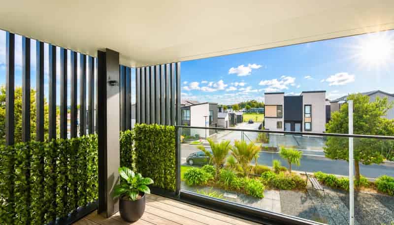 4/2 Sioux Road, Hobsonville