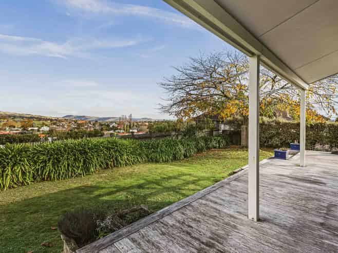 10 Busby Hill, Havelock North