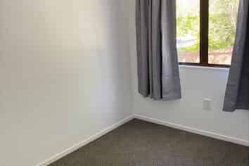 2/16 Fairlands Avenue, Waterview