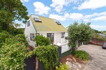 2/16 Fairlands Avenue, Waterview