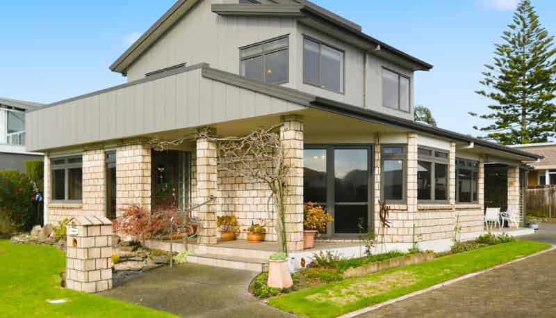 10 Fairway Avenue, Mount Maunganui