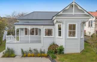 5 Porter Crescent, Helensville