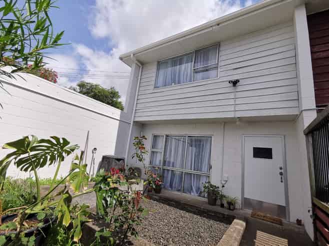 1/60 Avenue Road, Otahuhu