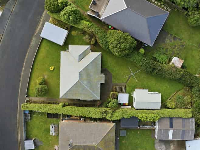 35 Columba Avenue, Calton Hill
