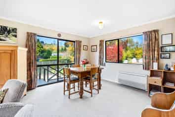 16 Campbelton Street, Lawrence