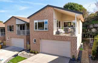 33/19 Glencarron Place, Bethlehem