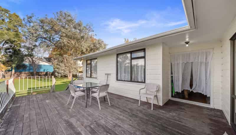 36 Landon Avenue, Papatoetoe