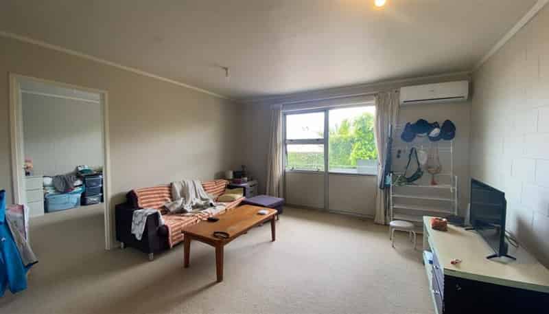 11/44 Sarsfield, Herne Bay