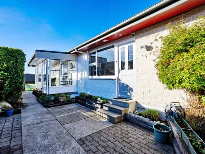 411 Racecourse Road, Hargest