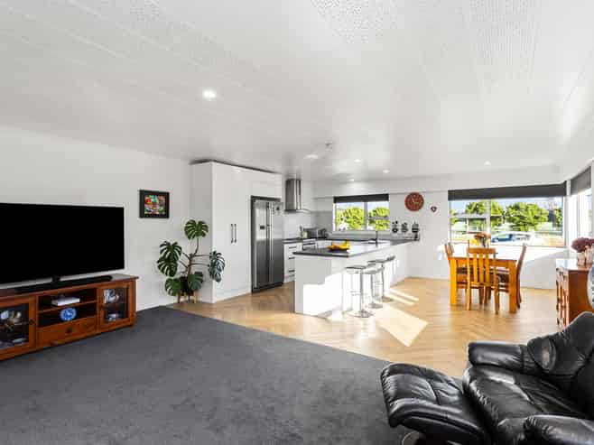 411 Racecourse Road, Hargest