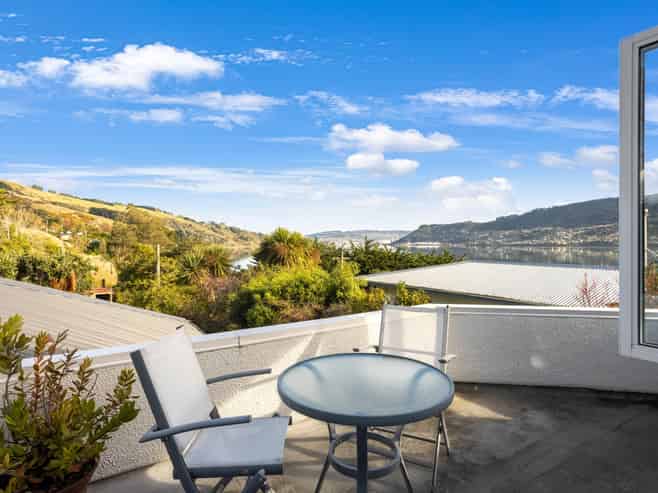 6 Rosehill Road, Macandrew Bay