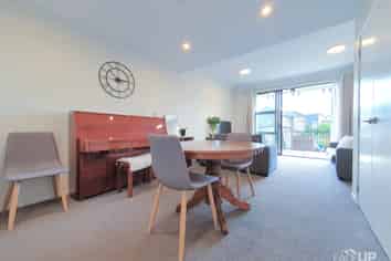 196 Hobsonville Point Road, Hobsonville